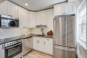 Premium package white cabinet kitchen